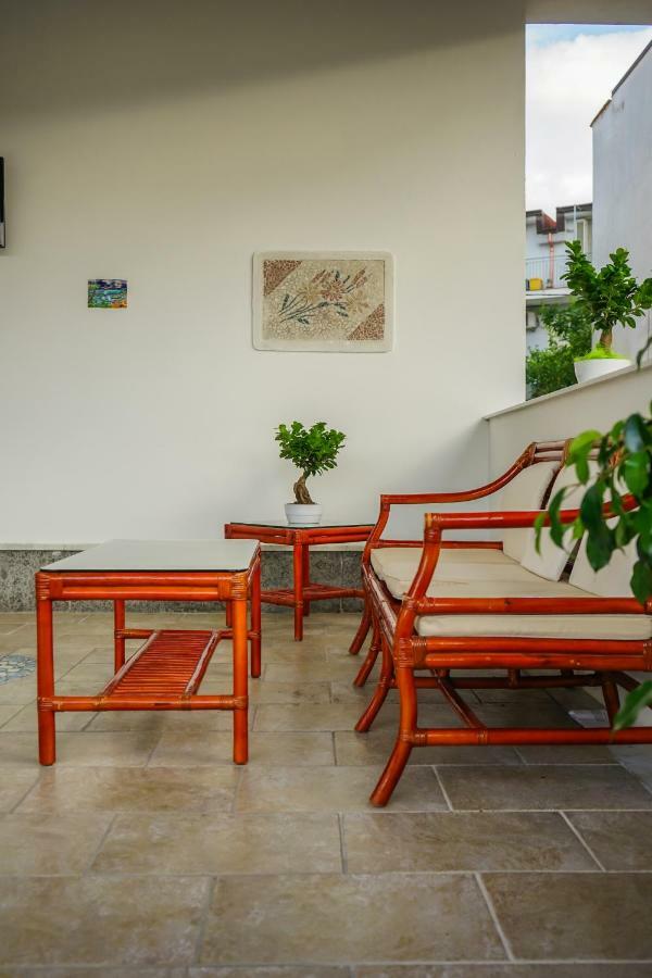 فراتاماجوري B&B Le Canapine المظهر الخارجي الصورة